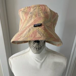 Patagonia Women’s Bucket Hat Sz L